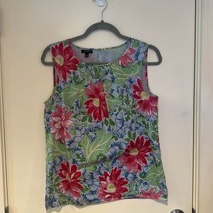 Sleeveless tank